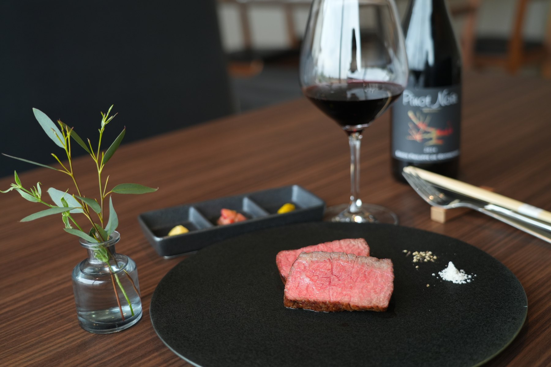 Restaurant niku のドリンクシーン